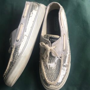 Sequin Sperry, size 8